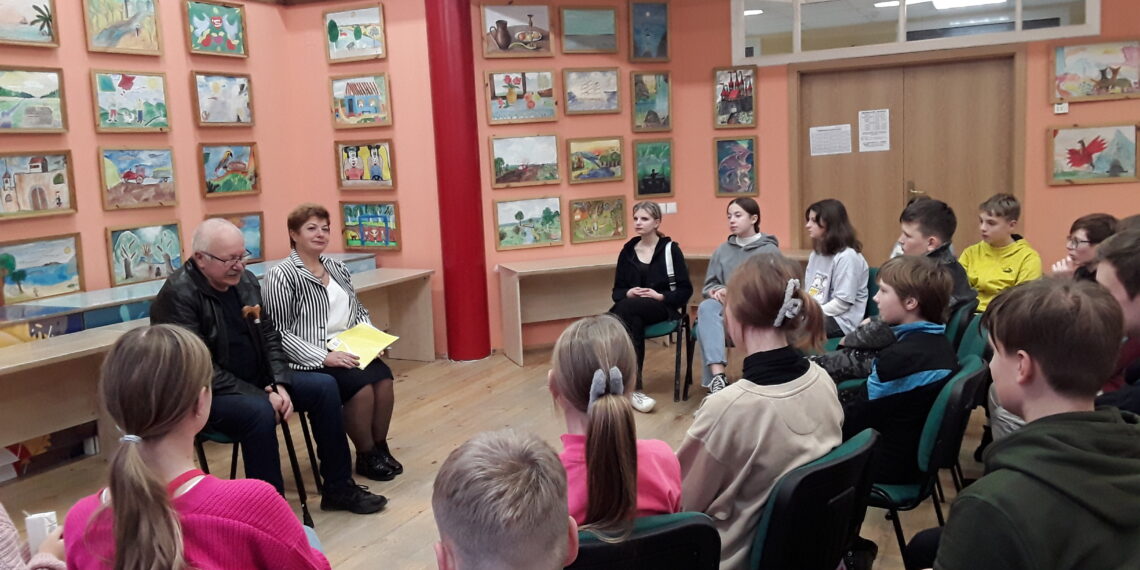 БЕСЕДА О ПОСЛЕДСТВИЯХ КАТАСТРОФЫ НА ЧАЭС